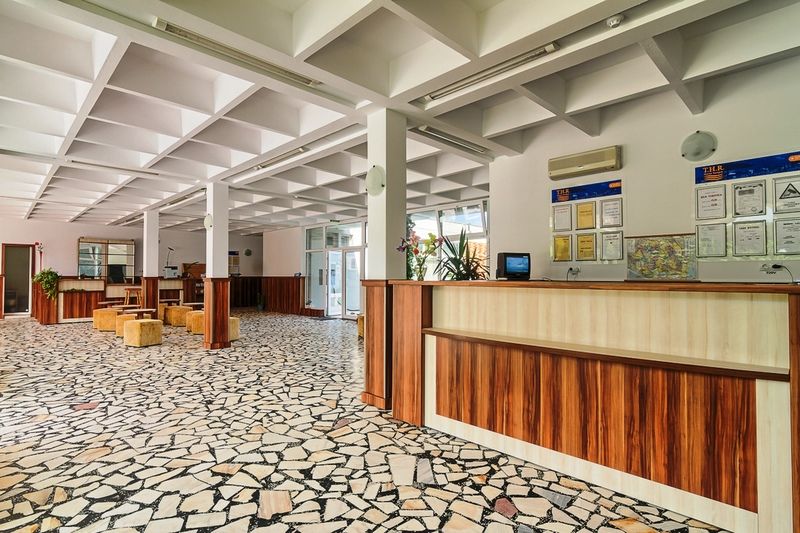 Hôtel Carmen Azzuro à Saturn Extérieur photo